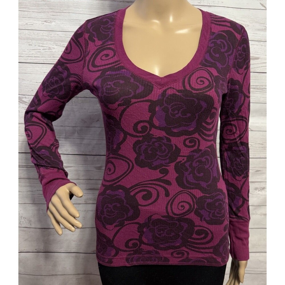 Lilu Burgundy Floral Print Ribbed V-Neck Shirt